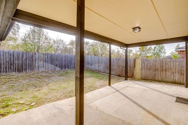 517 Riverflat Drive, Fort Worth, TX 76179