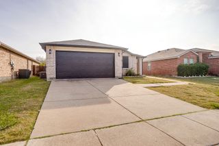 517 Riverflat Drive, Fort Worth, TX 76179