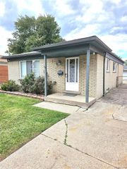 6129 Kinmore Street, Dearborn Heights, MI 48127