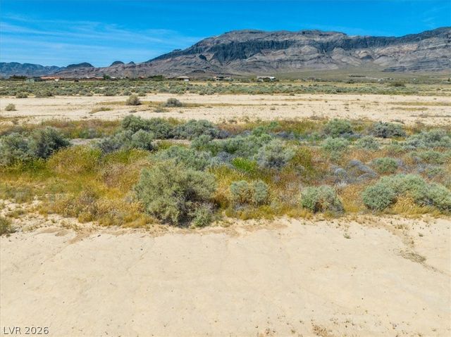 5671 North Faust Place, Pahrump, NV 89060
