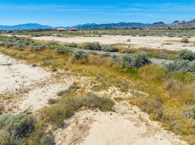 5671 North Faust Place, Pahrump, NV 89060