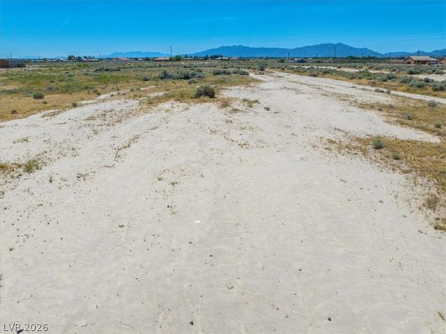 5671 North Faust Place, Pahrump, NV 89060