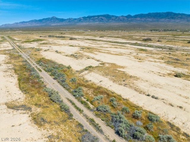 5671 North Faust Place, Pahrump, NV 89060