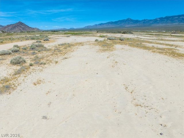 5671 North Faust Place, Pahrump, NV 89060
