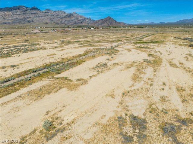 5671 North Faust Place, Pahrump, NV 89060