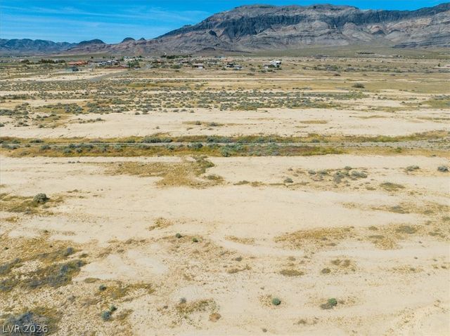 5671 North Faust Place, Pahrump, NV 89060