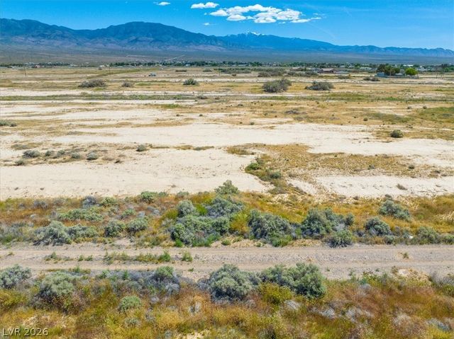 5671 North Faust Place, Pahrump, NV 89060