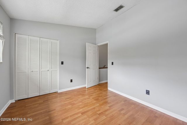 3801 CROWN POINT Road 1183, Jacksonville, FL 32257