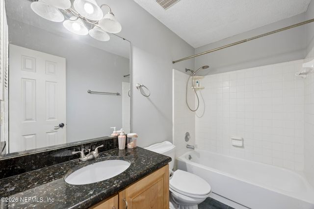 3801 CROWN POINT Road 1183, Jacksonville, FL 32257