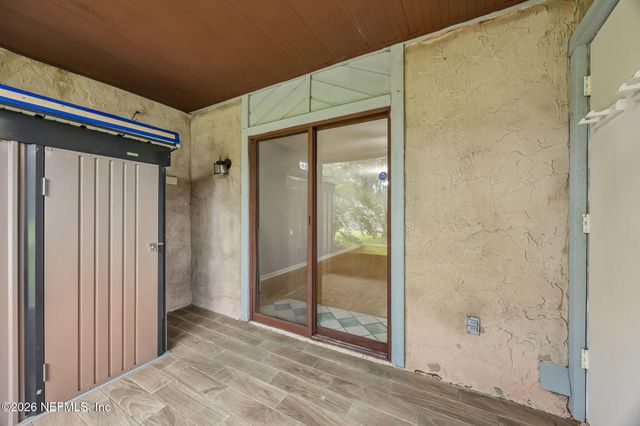 3801 CROWN POINT Road 1183, Jacksonville, FL 32257
