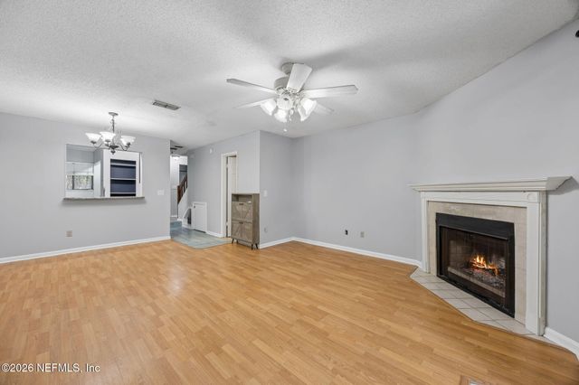 3801 CROWN POINT Road 1183, Jacksonville, FL 32257