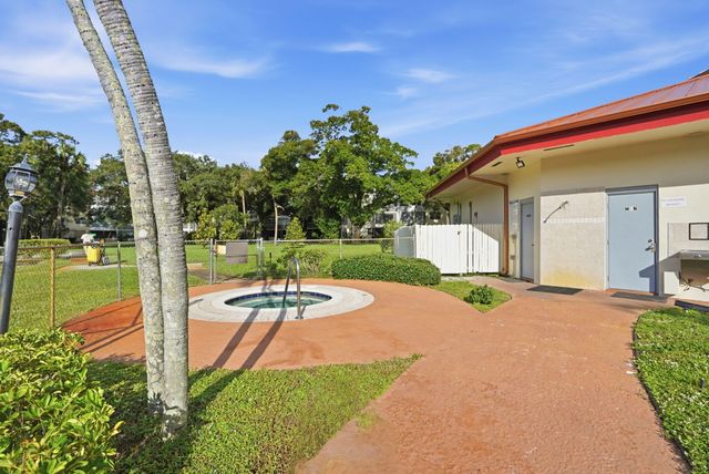 3000 NW 48th Terrace 130, Lauderdale Lakes, FL 33313