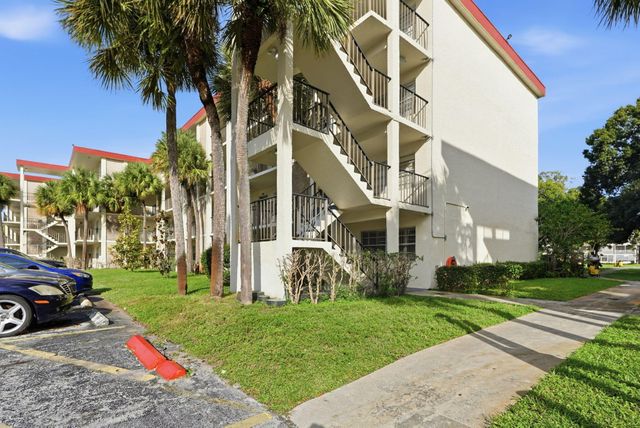 3000 NW 48th Terrace 130, Lauderdale Lakes, FL 33313