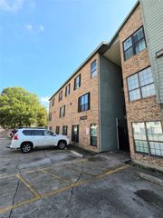 5620 Live Oak Street 106, Dallas, TX 75206