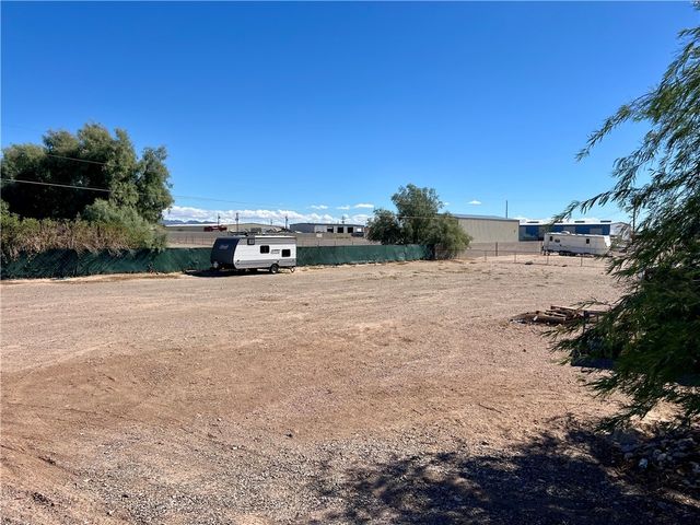 1360 E Hammer Road, Fort Mohave, AZ 86426