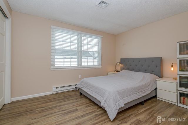 217 Mayflower Way O, Monroe, NJ 08831