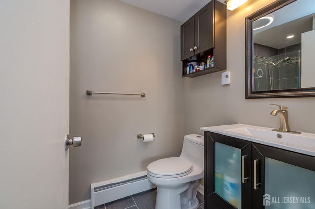217 Mayflower Way O, Monroe, NJ 08831