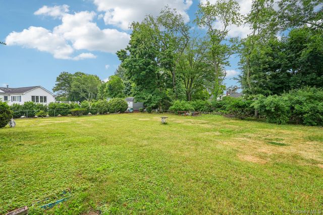 110 Orchid Drive, Pearl River, NY 10965