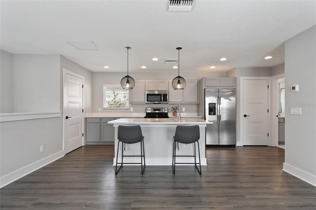 8385 EDELMAN LANE, Orlando, FL 32827