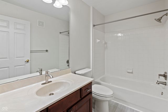 9233 Muir Lane, Fishers, IN 46037