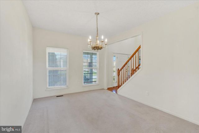 650 CLYDESDALE DR, York, PA 17402