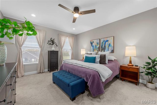 511 Leaning Woods Street, St Charles, MO 63301