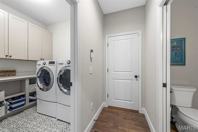 511 Leaning Woods Street, St Charles, MO 63301