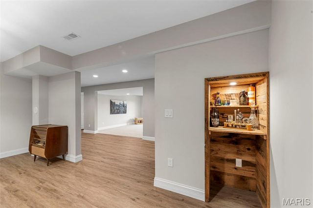 511 Leaning Woods Street, St Charles, MO 63301