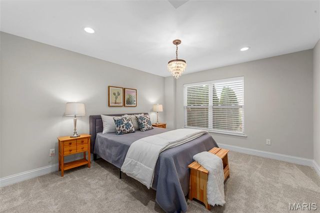 511 Leaning Woods Street, St Charles, MO 63301