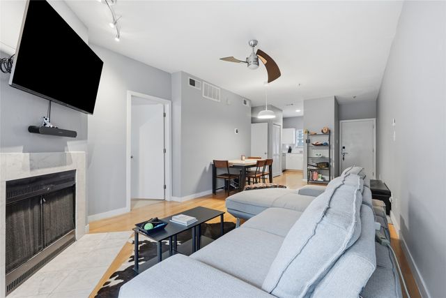 4111 Cole Avenue 26, Dallas, TX 75204