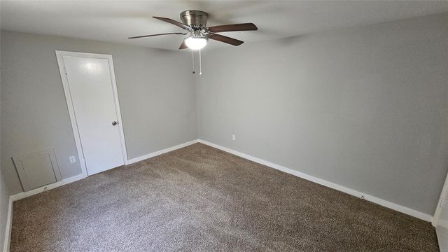 5731 W Airport Boulevard, Houston, TX 77035