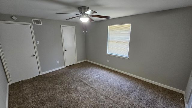 5731 W Airport Boulevard, Houston, TX 77035