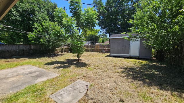 5731 W Airport Boulevard, Houston, TX 77035