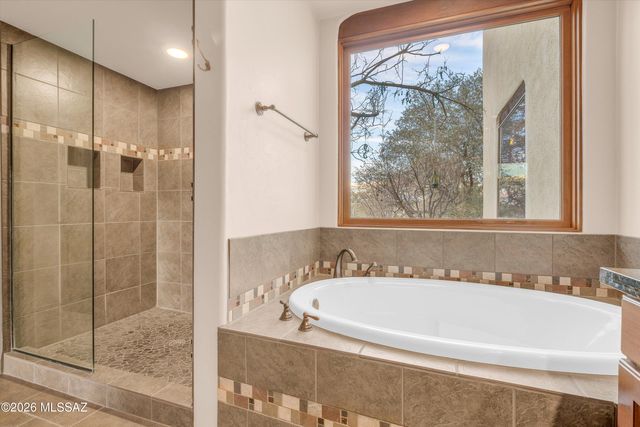 2136 E Marathon Way, Oracle, AZ 85623