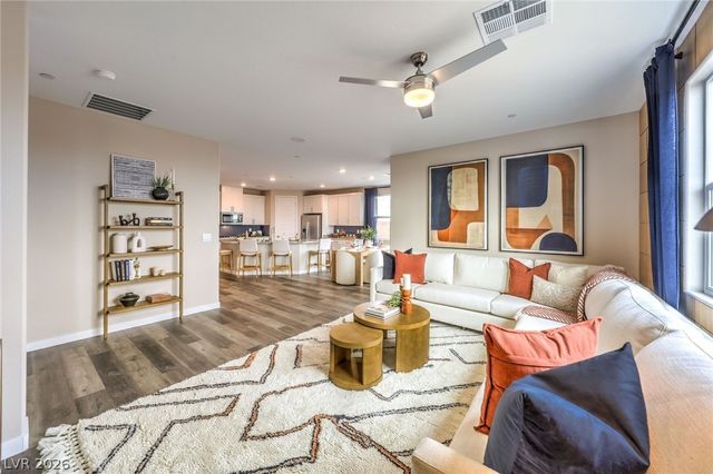 7920 Justin Cove Street, North Las Vegas, NV 89084