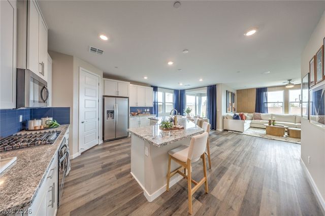 7920 Justin Cove Street, North Las Vegas, NV 89084