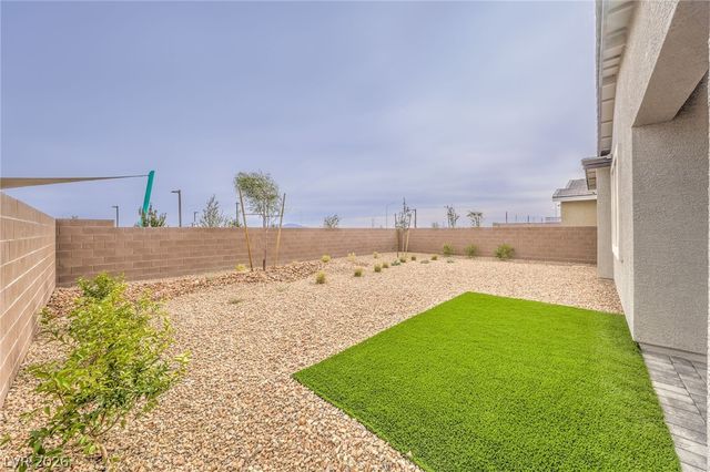 7920 Justin Cove Street, North Las Vegas, NV 89084