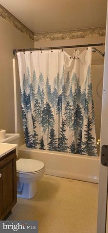 109 ASHLEY DR, Ephrata, PA 17522