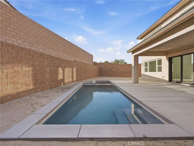 75133 Radford Drive, Palm Desert, CA 92211
