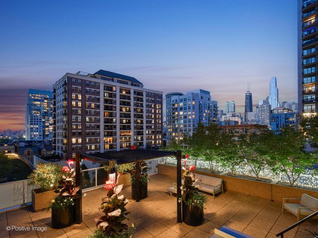 653 N Kingsbury Street 704, Chicago, IL 60654