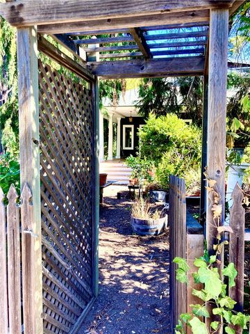 15550 Glen Una Dr., Los Gatos, CA 95030