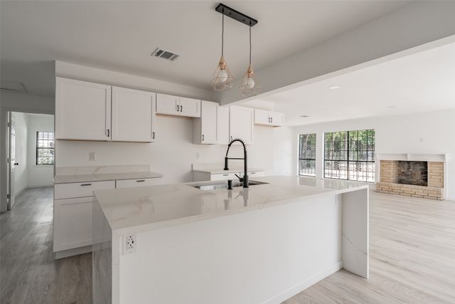 2402 E Overton Road, Dallas, TX 75216
