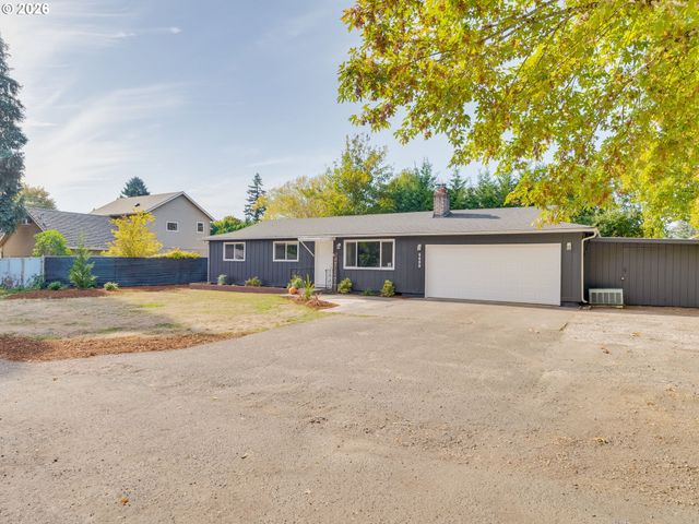 4433 Se ROCKWOOD St, Milwaukie, OR 97222