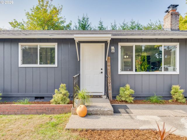 4433 Se ROCKWOOD St, Milwaukie, OR 97222