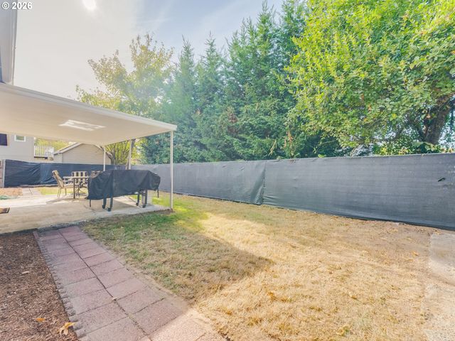 4433 Se ROCKWOOD St, Milwaukie, OR 97222