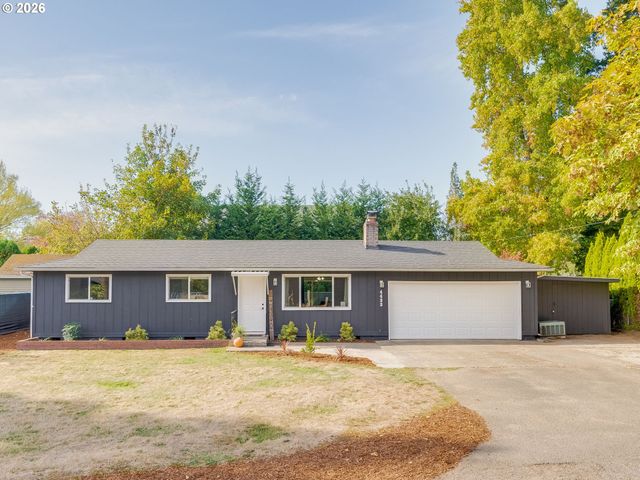 4433 Se ROCKWOOD St, Milwaukie, OR 97222