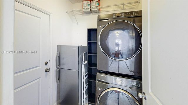 11669 SW 247th St, Homestead, FL 33032