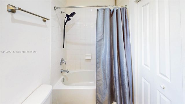 11669 SW 247th St, Homestead, FL 33032