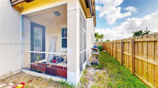 11669 SW 247th St, Homestead, FL 33032