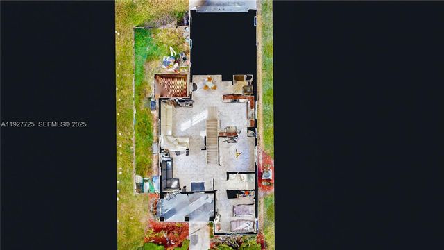 11669 SW 247th St, Homestead, FL 33032